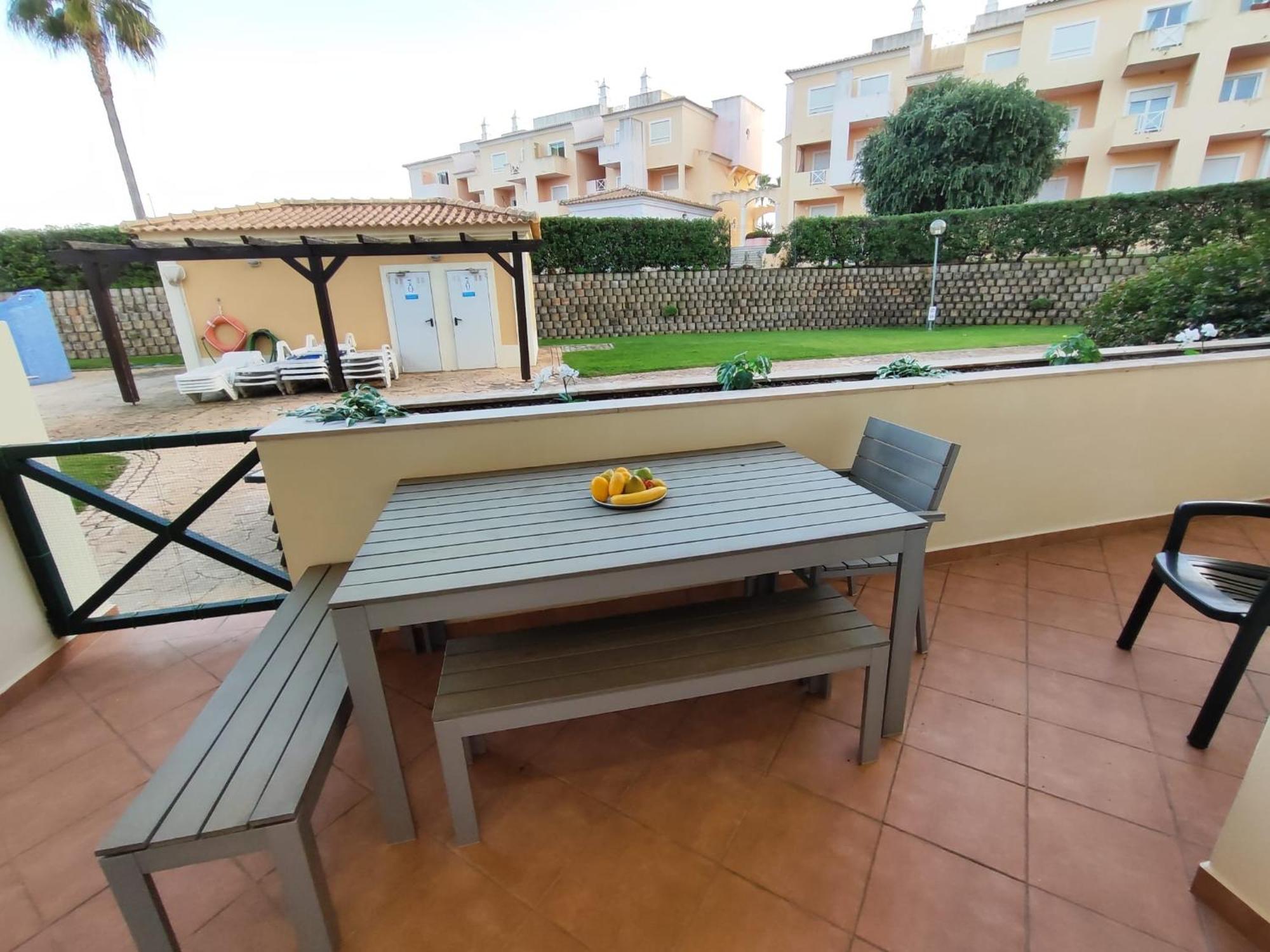 Albufeira Valley 2 With Pool By Homing Exterior photo
